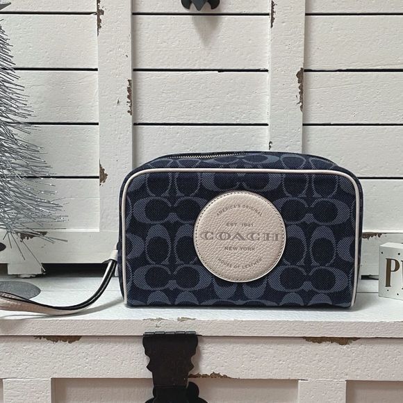 Coach Dempsey Large Boxy Cosmetic Case 20 Signature Denim With Coach Patch NWT - Picture 2 of 10